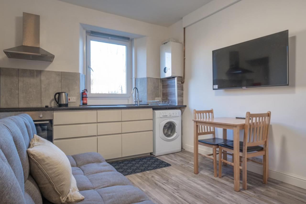 Hutch 2 Bed Apart Aberdeen Exterior foto