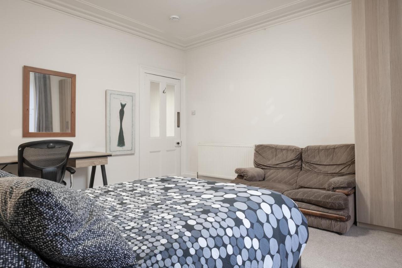 Hutch 2 Bed Apart Aberdeen Exterior foto